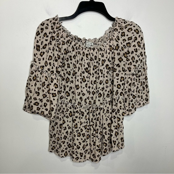 American Eagle animal print blouse elastic neckline women’s size small - Picture 1 of 6